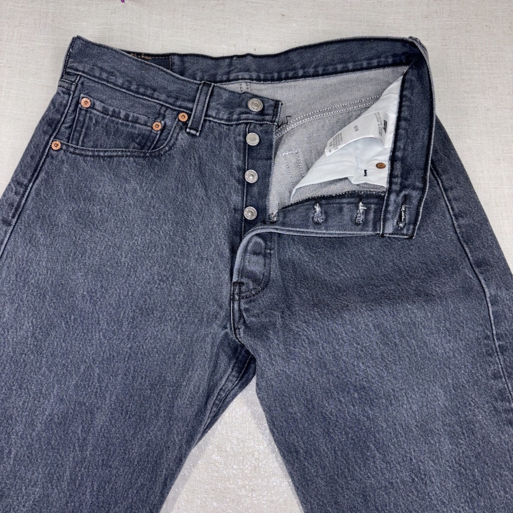 (32x25) Levi's 501 Straight Fit Button Fly Jeans-Men's,‎ stonewash blue Cotton